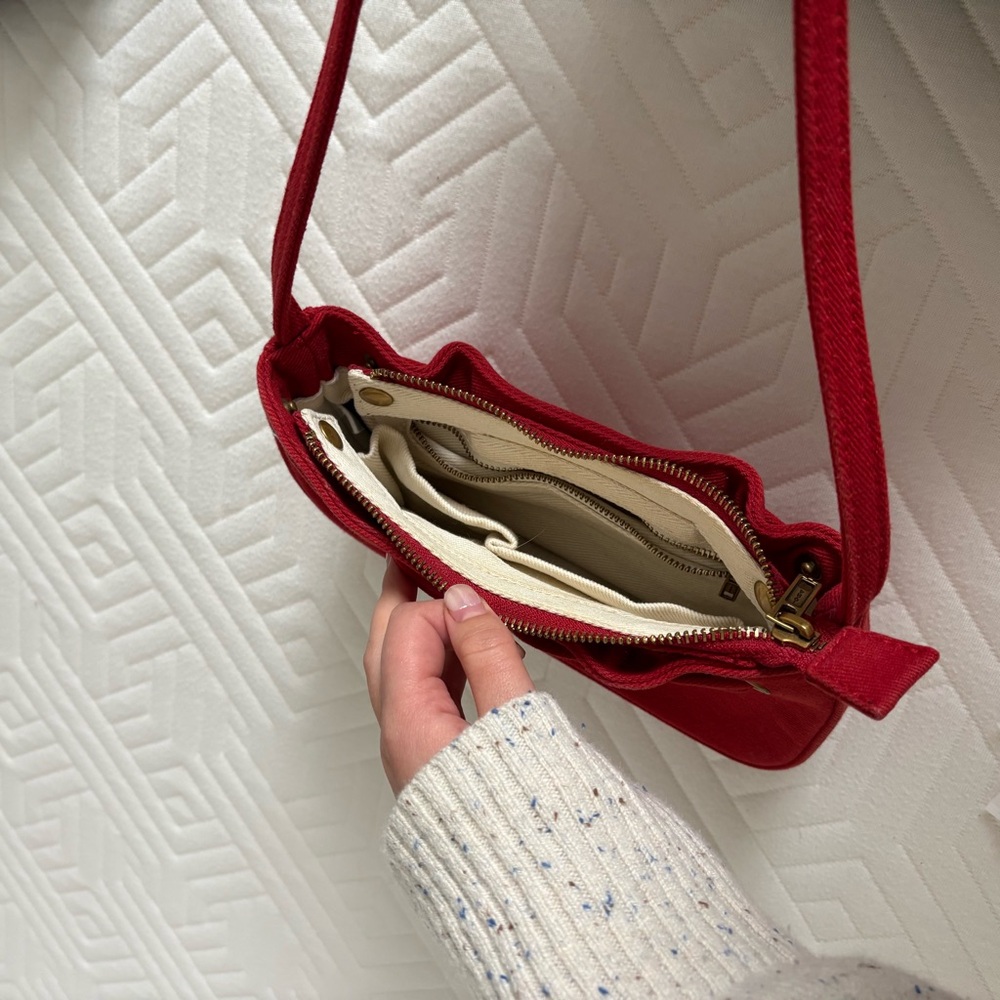 Brandy Melville Red Women's Handbag - Picture 3 of 3